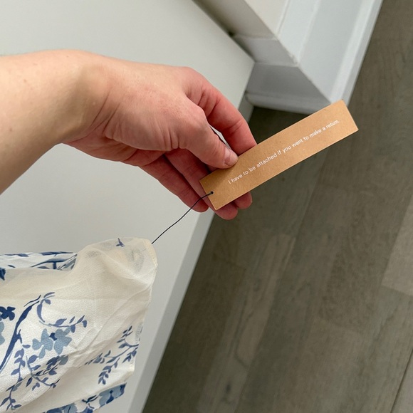 NWT! Jayde Dress Ivory - Size 4 - Picture 11 of 12